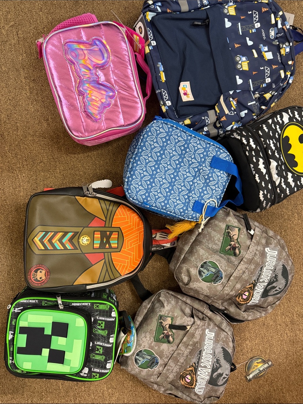 Bundle of 8 backpacks and lunch boxes for boys and girls! NWT-Resellers!!